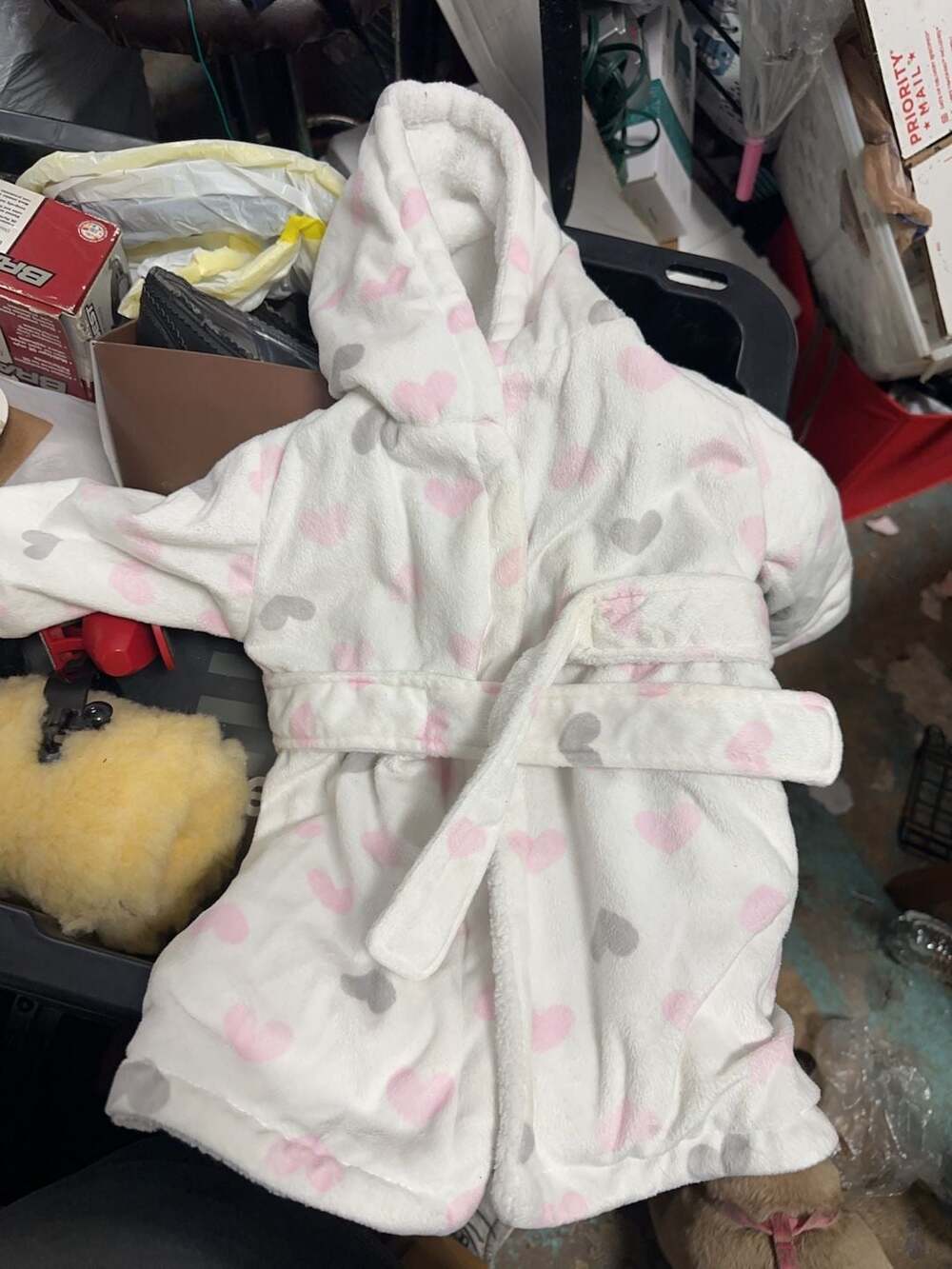 Blankets & Beyond Baby Hooded Fleece Robe White Pink Grey Hearts